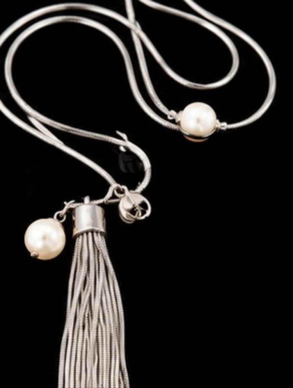 White House Black Market Silver Tone Tassel Necklace Faux Pearl Long Statement - Picture 2 of 7